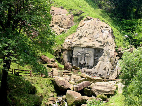 Unakoti